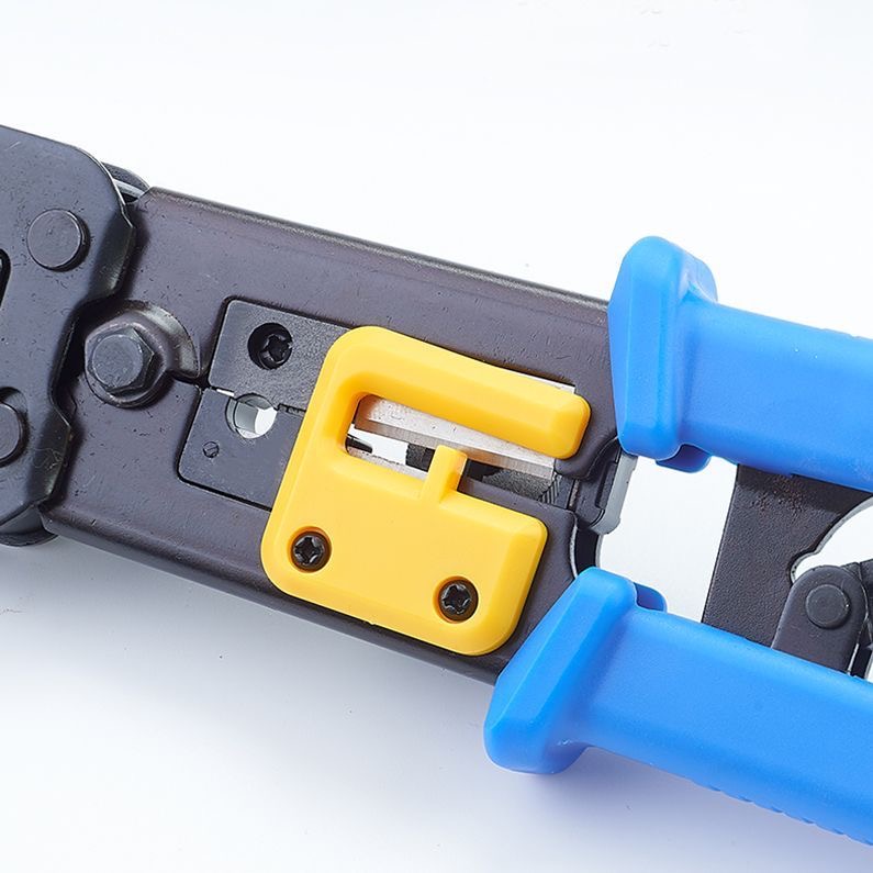 Crimpadora de conector Pasante RJ45. Empuñadura ergonómica antideslizante