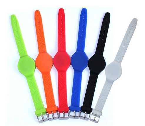 [BSC21854] Adjustable silicone bracelet EM 125Khz . Assorted color