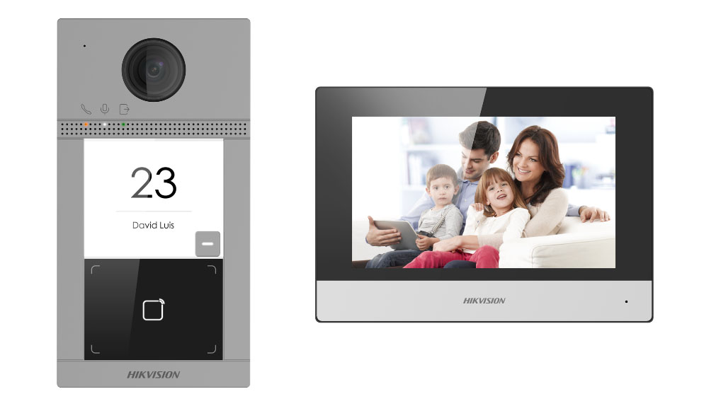 Kit videoportero IP Botón llamada Panel Calle TFT 7" 1024 × 600 Cámara 2MP Tarjeta TF Switch POE 4 puertos IK08 Antivandálico IP65 Mifare Hikvision 